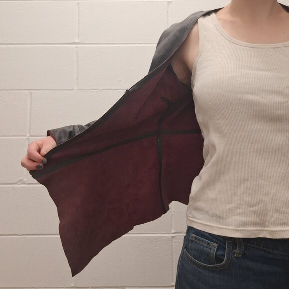 Tristan leather jacket with uneven hem and purple lining - Picture 6 of 7